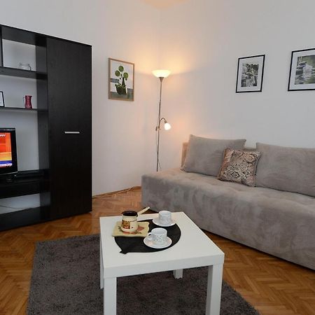 Apartamento Obilic Belgrado Exterior foto